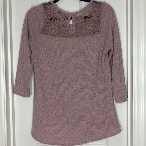 Papermoon Tops - Papermoon stitch fix L lace key hole back pink top